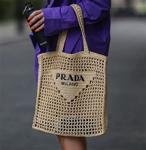 Bolsa de Crochê Prada Passo a Passo (2022) .